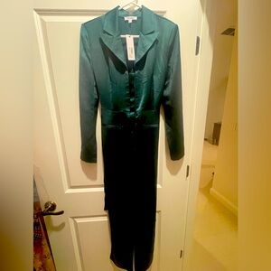 NWT Stunning emerald green tuxedo jumpsuit